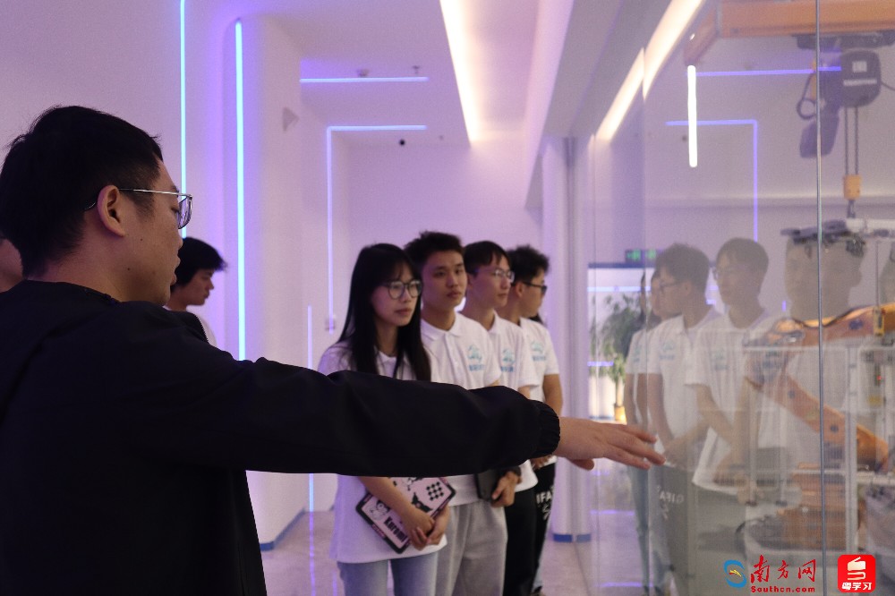 “氢创先锋”团队与云韬氢能科技有限公司进行技术交流 “氢创先锋”团队与云韬氢能科技有限公司进行技术交流